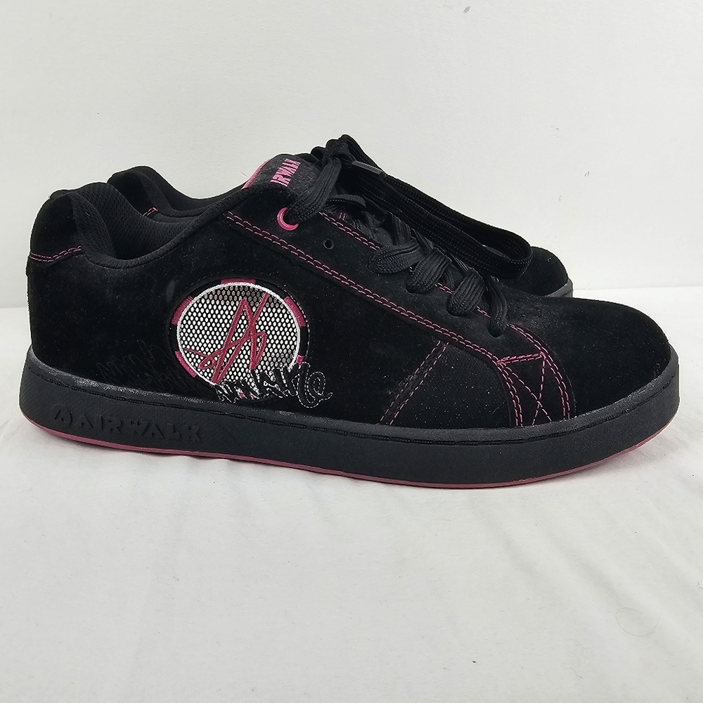 Vintage Airwalk Unisex Skateboarding Shoes Size 13 Black Suede Leather Pink Y2K